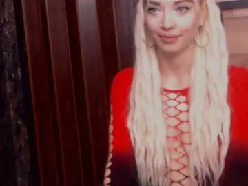 Bongacams Best live sex cam show of spicystarlet