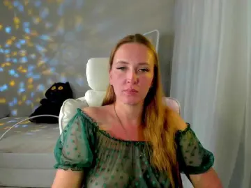 Bongacams Nude Webcam of she-wolf