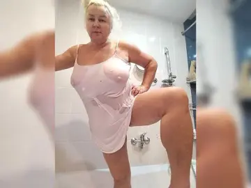 Bongacams Free Live Porn of MiraRobens1