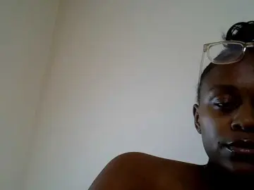 Bongacams Best live sex cam show of MDIVAH