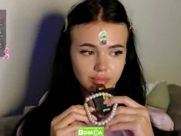 Bongacams Watch Live Sex Cams of Lola-Lush