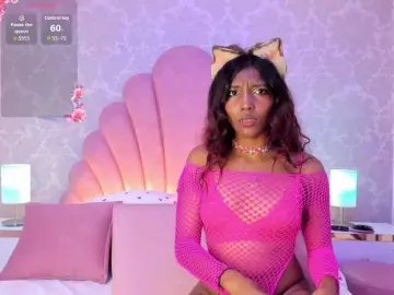 Bongacams Free Porn Cam of ElarisBlake