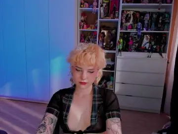 Bongacams Adult Video Chat of Cool-Love