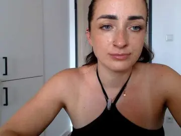 Bongacams Nude Webcam of LorennePlay