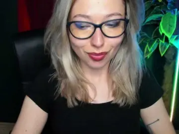 Bongacams Adult Webcams of xxHeidiLove