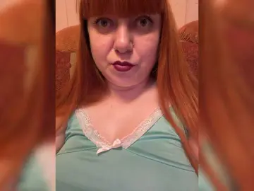 Bongacams Live Sex Cam of MilfaSguirt
