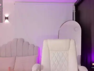 Bongacams Watch Live Sex Cams of AmberLewis