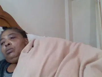 Bongacams Watch Live Sex Cams of pussylips53