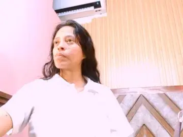 Bongacams Watch Live Sex Cams of lexyfyre