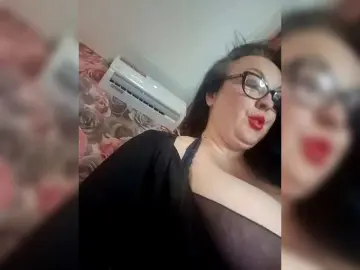 Bongacams Free Porn Cam of ViktoryDimond