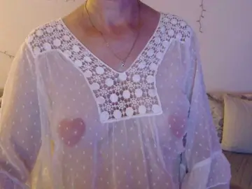 Bongacams Adult Webcam of goodSnowQueen