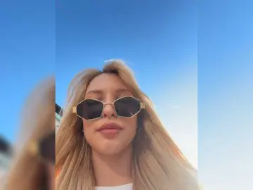 Bongacams Free Live Porn of EwaBrown