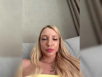 Bongacams Best Webcam of EwaBrown