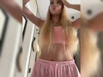 Bongacams Adult Webcam of EwaBrown