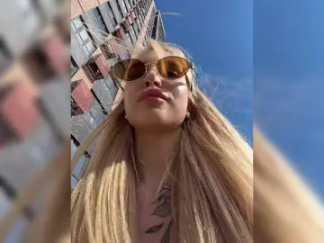 Bongacams Best Webcam of EwaBrown