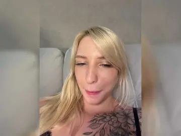 Bongacams Live Sex of EwaBrown
