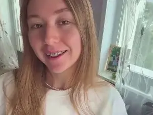 Cam4 Free Live Porn of CathiePonder