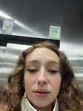 Cam4 Live Sex of Izacat
