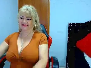 Cam4 Private Sex Chat of URSULAWHITE69