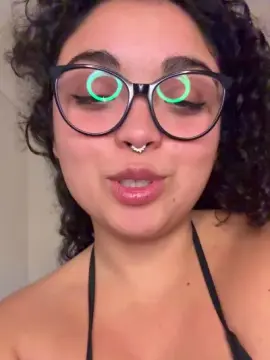 Cam4 Live Porn of bbycurlyy
