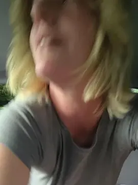 Cam4 Live Sex Cam of BlueEye_Girl