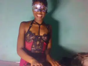 Cam4 Free Live Porn of Naura_Mia