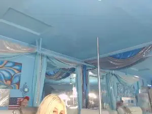 Cam4 Free Porn Cam of adrianna_fox