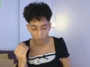 Cam4 Best live sex cam show of Hotlittlekitty1