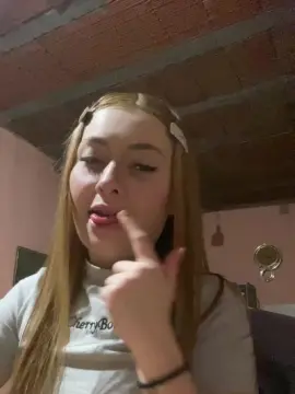 Cam4 Adult Video Chat of ailenfer