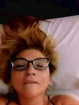 Cam4 Nude Webcam of milfsexy1