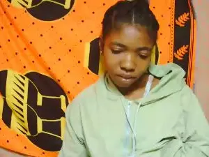 Cam4 Live Sex of Ornelahkiss
