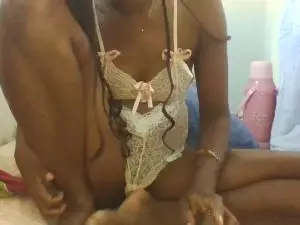 Cam4 Watch Live Sex Cams of bellahotsexy2