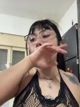 Cam4 Watch Live Sex Cams of Lareyni26