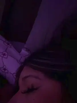 Cam4 Live Porn of pearlina18