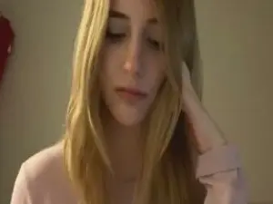Cam4 Live Porn of KeithaGrunder
