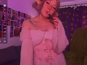 Cam4 Live Porn of joyce_treier