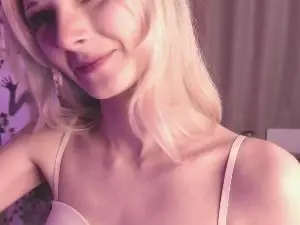 Cam4 Live Porn of BeverleyLambey