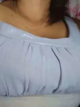 Cam4 Free Live Porn of Bella93