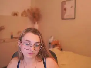 Cam4 Watch Live Sex Cams of Sophielux18