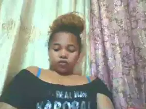 Cam4 Free Porn Cam of Elaniesexy
