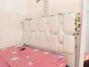 Cam4 Private Sex Chat of adry_moon