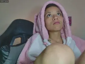 Cam4 Nude Webcam of malikaxnoor