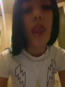 Cam4 Free Live Porn of Chulita22