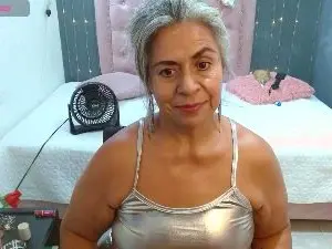 Cam4 Watch Live Sex Cams of lalisha_96