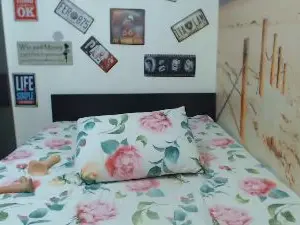 Cam4 Free Live Porn of MeaowMelly