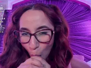 Cam4 Sex Chat of anya_shaffer