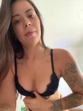 Cam4 Watch Live Sex Cams of LunaVelluto