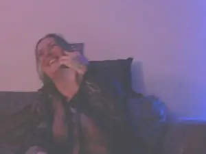 Cam4 Free Porn Cam of Harleyslut69