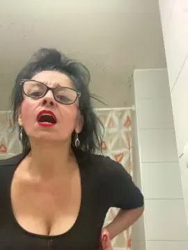 Cam4 Live Sex of Monttychilena