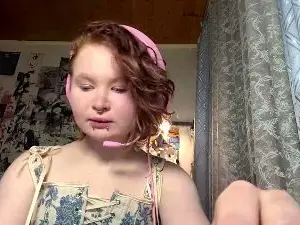 Cam4 Free Live Porn of LorileeGjorven